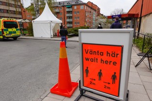 Święta w dobie Covid-19. Jakie regulacje wprowadziły państwa Europy?