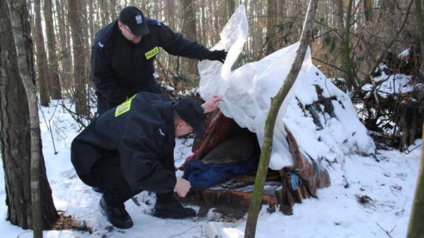 Policja pomaga potrzebującym