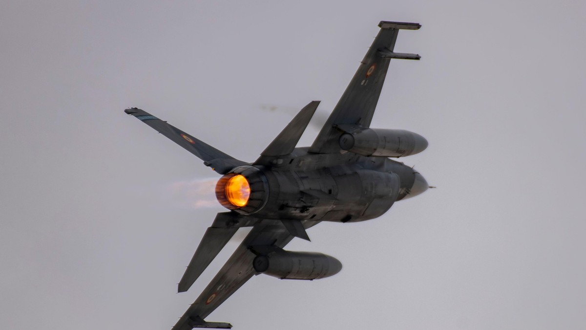 Ilustracija: borbeni avion F-16