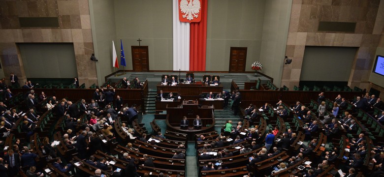 Sejm łamał prawa pracowników? Inspektorzy pracy wchodzą z kontrolą