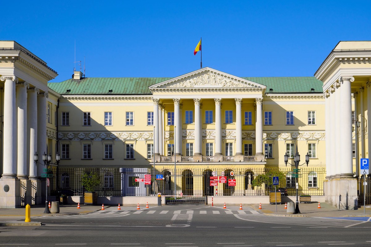 "W m.st. Warszawa ma miejsce gigantyczna afera korupcyjna z udziałem najbliższych współpracowników Rafała Trzaskowskiego - przypominają posłowie PiS