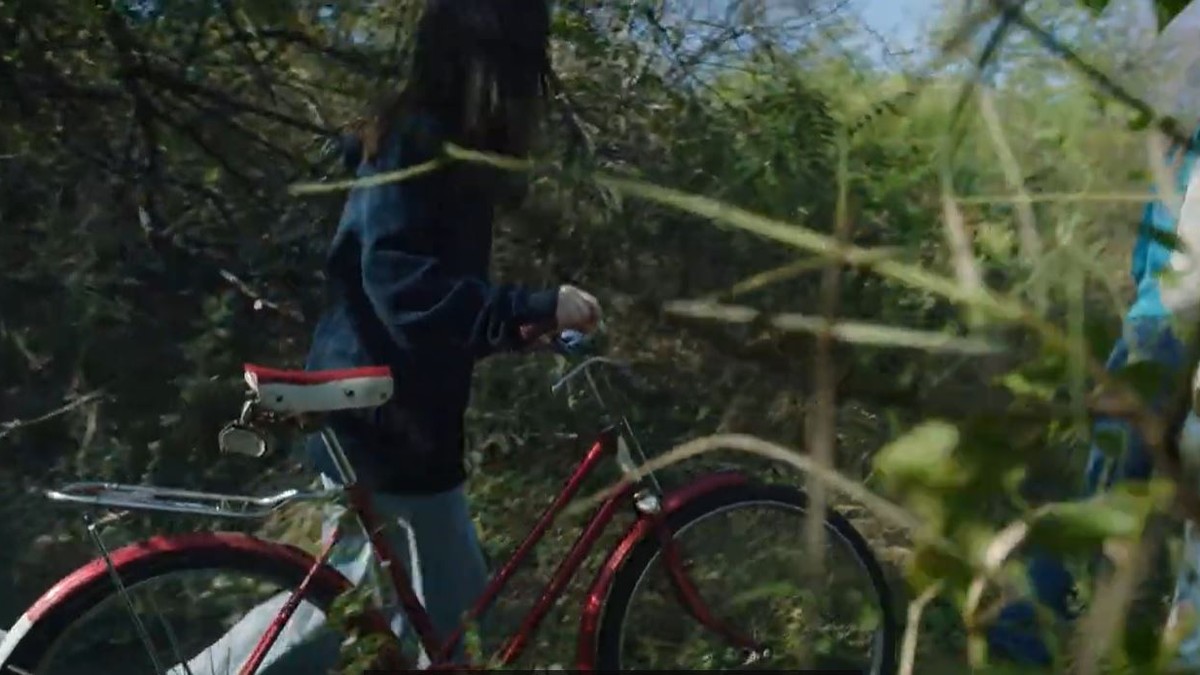 SUZE KOJE NE PRESTAJU: Dokumentarac 