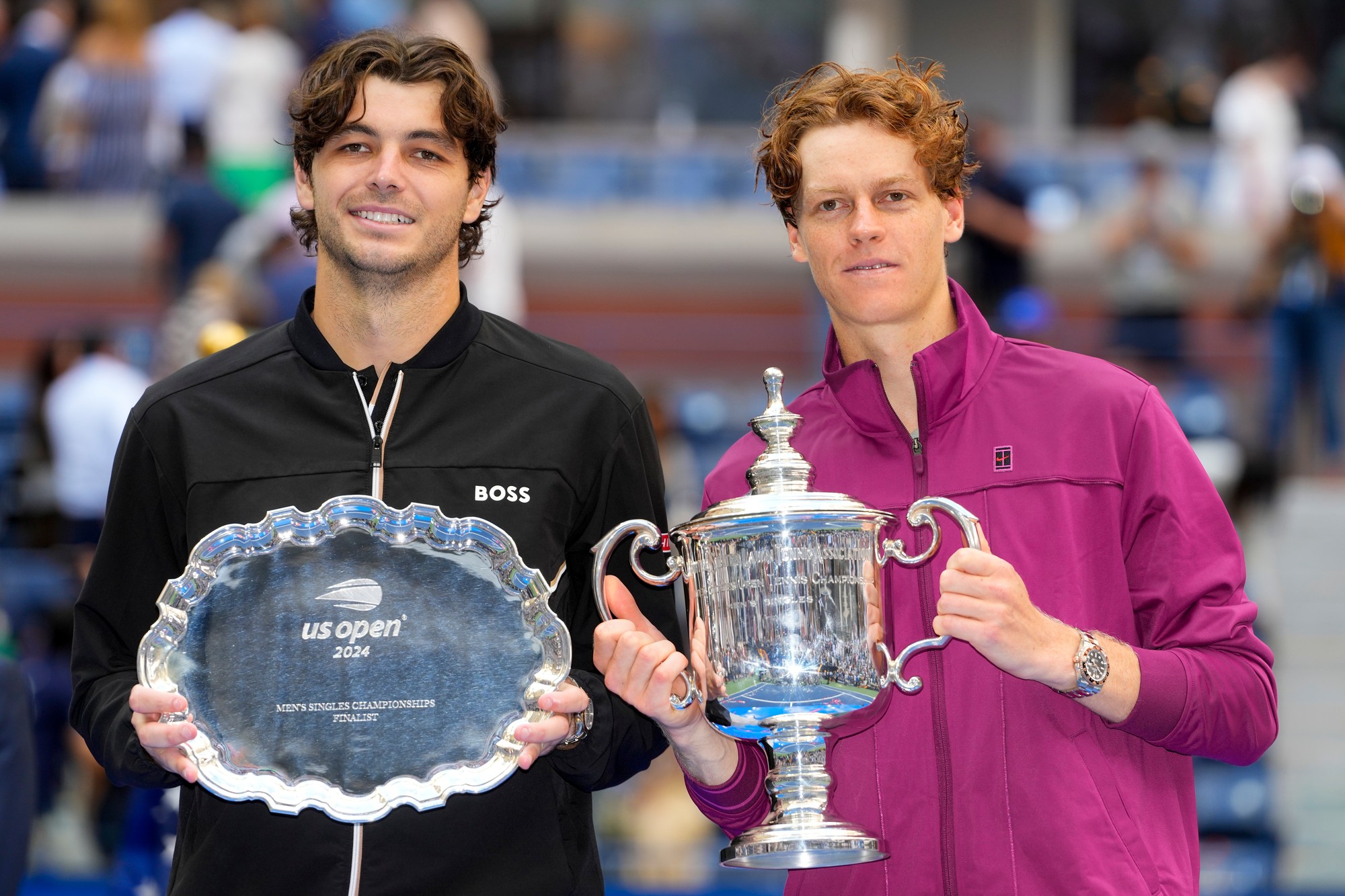 Taliansky tenista Jannik Sinner a američan Taylor Fritz.