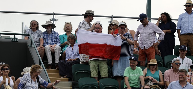 Poseł od Hołowni złamał przepisy. Najgłośniej dopingował Igę Świątek na Wimbledonie