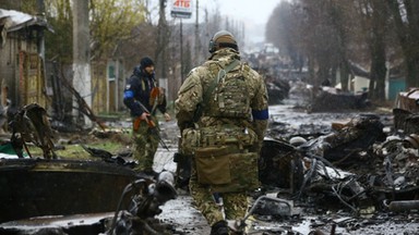 "»Nie martw się, jestem twoją mamą, która sobie ze wszystkim poradzi«. To była ich ostatnia rozmowa". Tak rosyjscy oligarchowie finansują wojnę Putina w Ukrainie. Cz. 2.