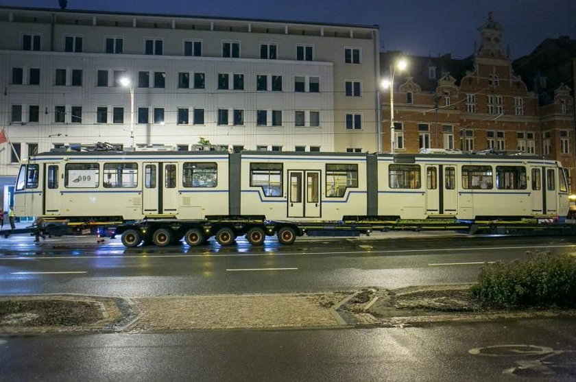 To tramwaj z odzysku. Jest po generalnym remoncie i ma bardzo ważne zadanie: przypominać o historii Gdańska