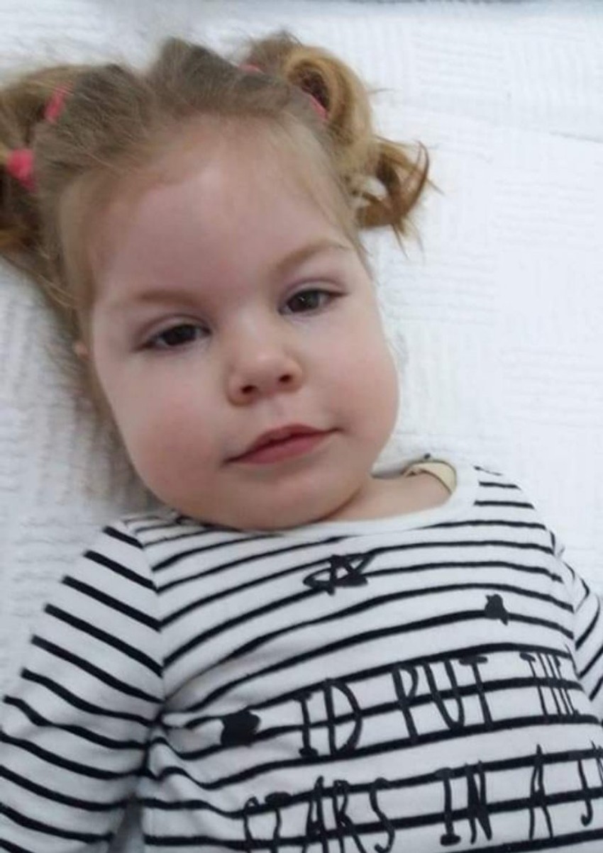 Mia Žikić iz Paraćina ima četiri godine i veći deo života provela je u bolnici 