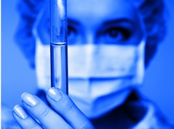 Wielka epidemia uratuje portfele Polaków