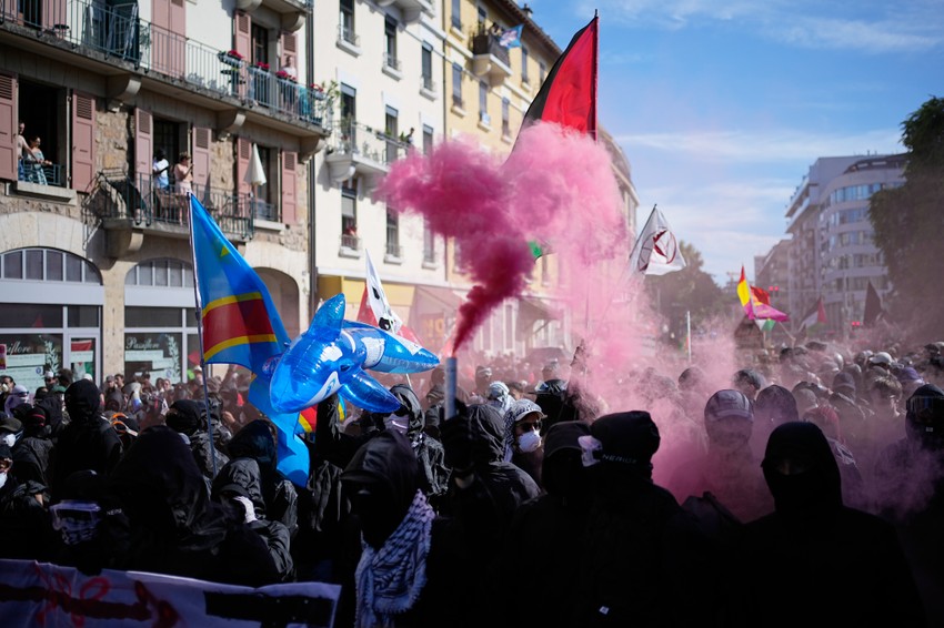 Protest protiv samita G7 u Ženevi 14. juna