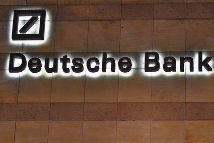 Deutsche Bank pozwany za przymykanie oka na piramidę finansową. Seria kłopotów banku trwa