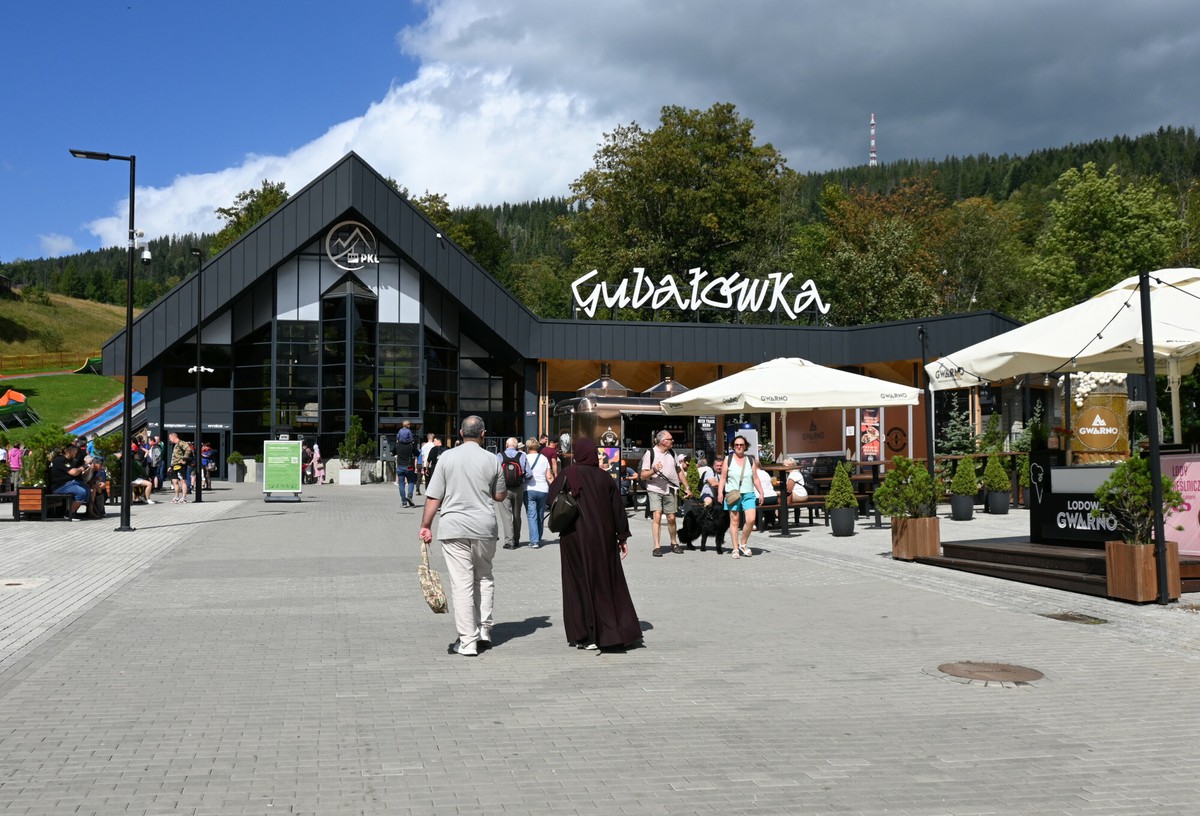 Nietypowy problem z arabskimi turystami w Zakopanem. Zalewają łazienki