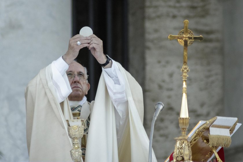 Pope Francis leads Corpus Domini celebrations in Rome