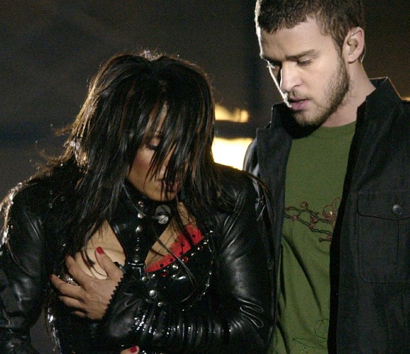 Justin Timberlake i Janet Jackson w 2004 roku