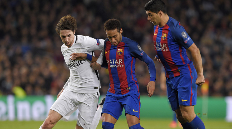 Neymar (középen) volt a Barcelona feltámadásának főszereplője, két gólt lőtt és gólpasszt adott /Fotó: AFP