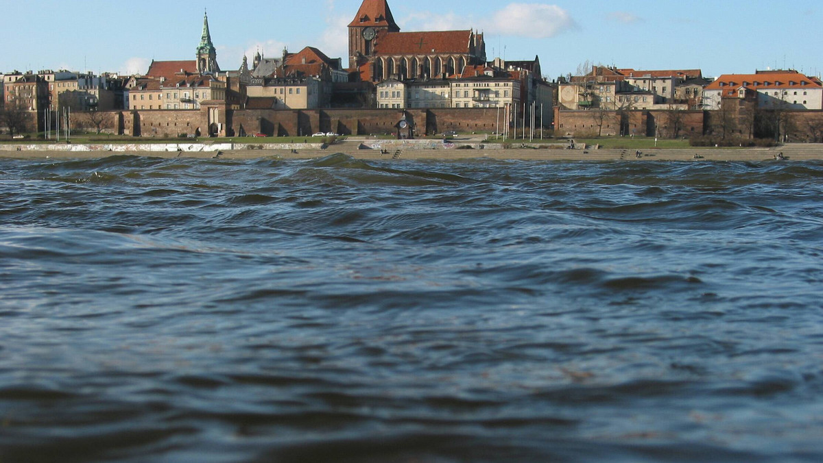 We Wrocławiu i w Poznaniu - jak czytamy - po około 3600 złotych. Nieco lepiej jest w Warszawie, zadłużenie na mieszkańca w stolicy wynosi około 3300 złotych.