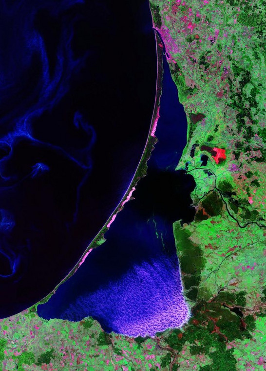 Mierzeja Kurońska między Rosją i Litwą widziana z satelity