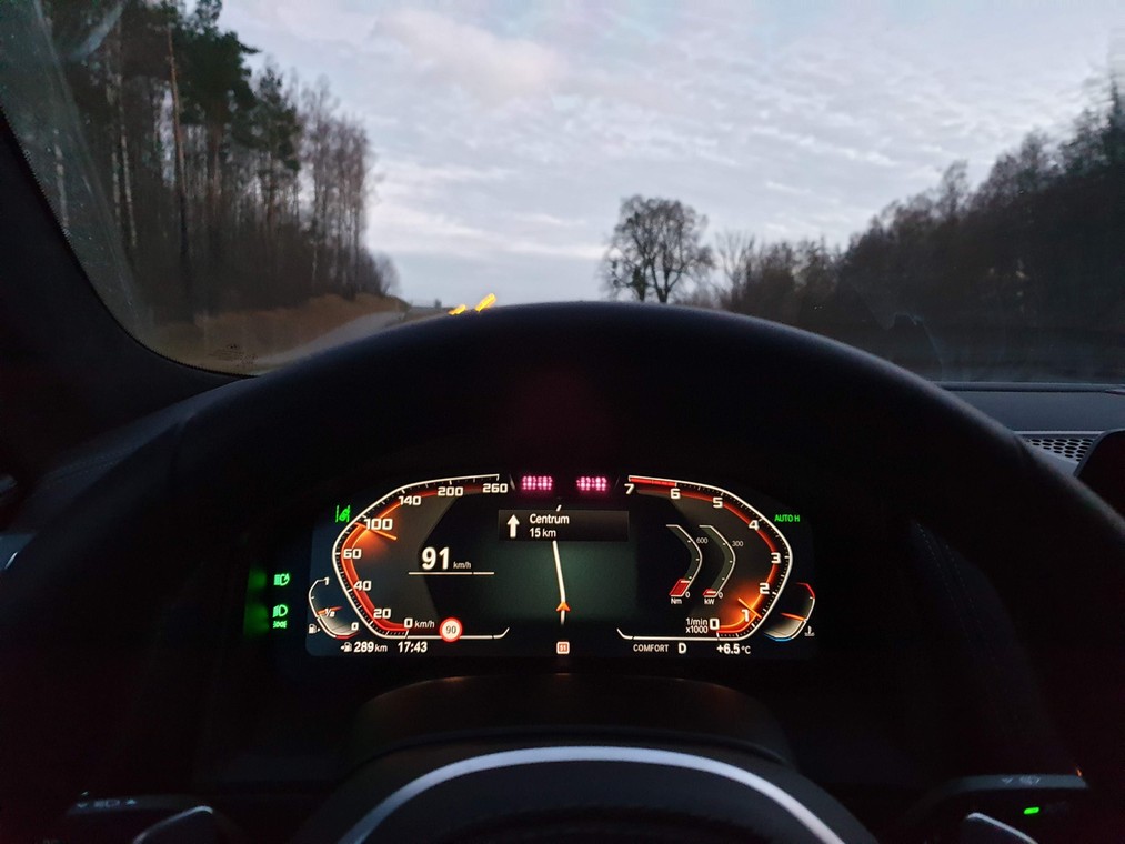 Bmw live cockpit plus