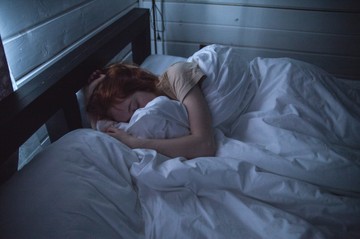 Magyar kutatók fedezték fel stressz és az álmatlanság okait az agyban