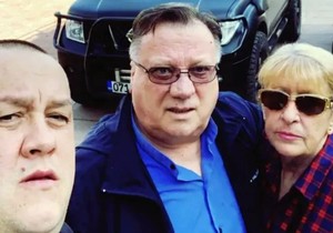 Halid Bešlić sa porodicom