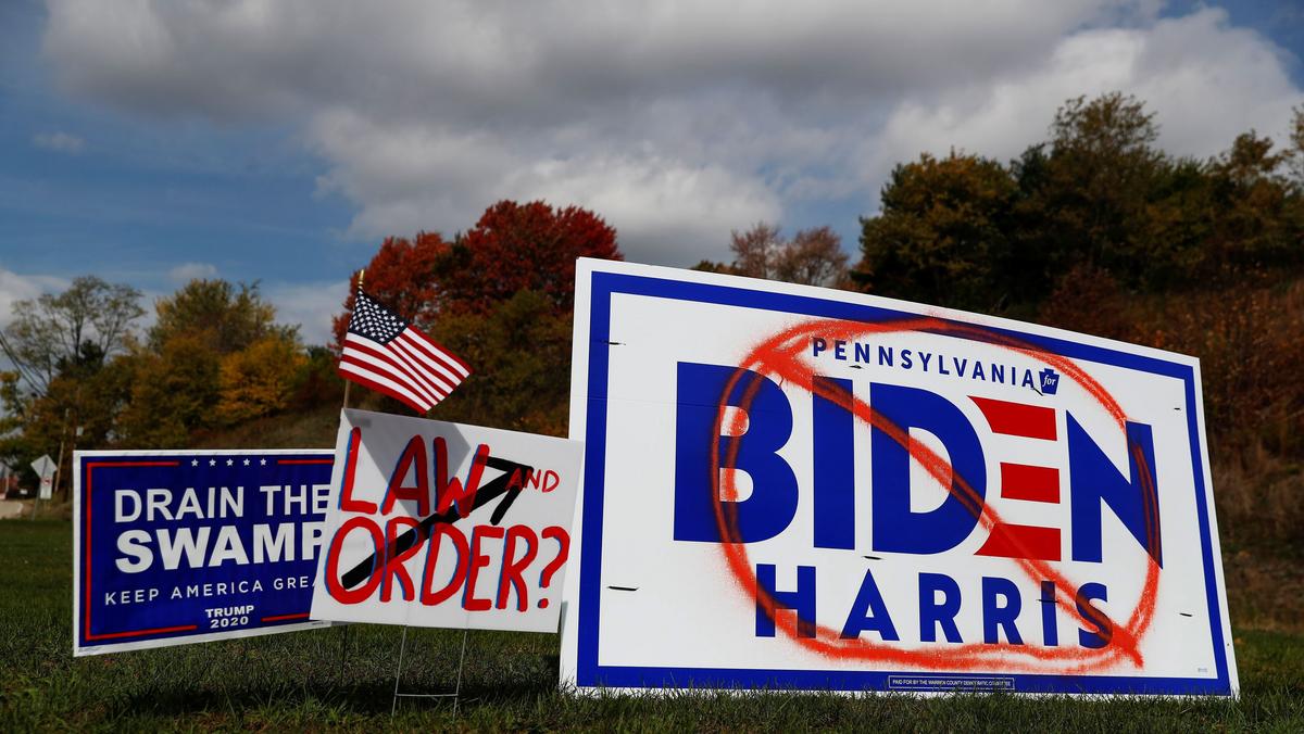 Kampania prezydencka na wzgórzu w Monroeville, Pensylwania, 21 października 2020 r.