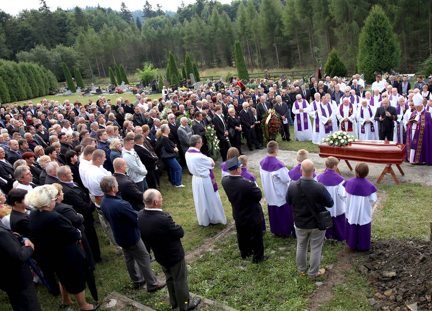 Tłumy na pogrzebie Wesołowskiego