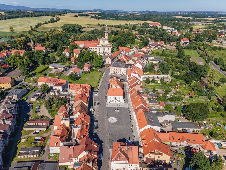 Rewitalizacja rynku w Lubomierzu według projektu Rewizja Grupa Projektowa