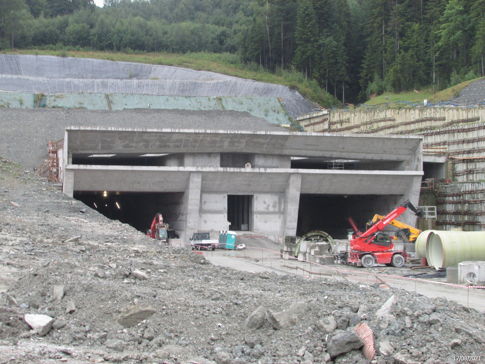 Budowa tunelu zakopianki stan na sierpień 2021 r. 