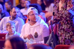 Fragment autobiografii Filipa Chajzera łamie serce. Zwrócił się do zmarłego syna