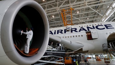 Niepokojące napisy "Allahu Akbar" i sabotaże w samolotach Air France?