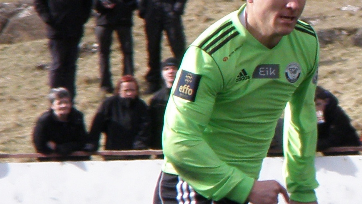 Łukasz Cieślewicz strzelił dwa gole dla B36 Torshavn w meczu drugiej kolejki ekstraklasy Wysp Owczych z Vikingurem. Drużyna Polaka wygrała 4:0, a dla niego były to pierwsze trafienia w sezonie.