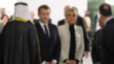 Brigitte Macron zachwyca w jasnym płaszczu