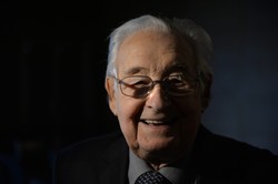Andrzej Wajda, człowiek z kina. Słynny reżyser obchodzi 89. urodziny [ZDJĘCIA]