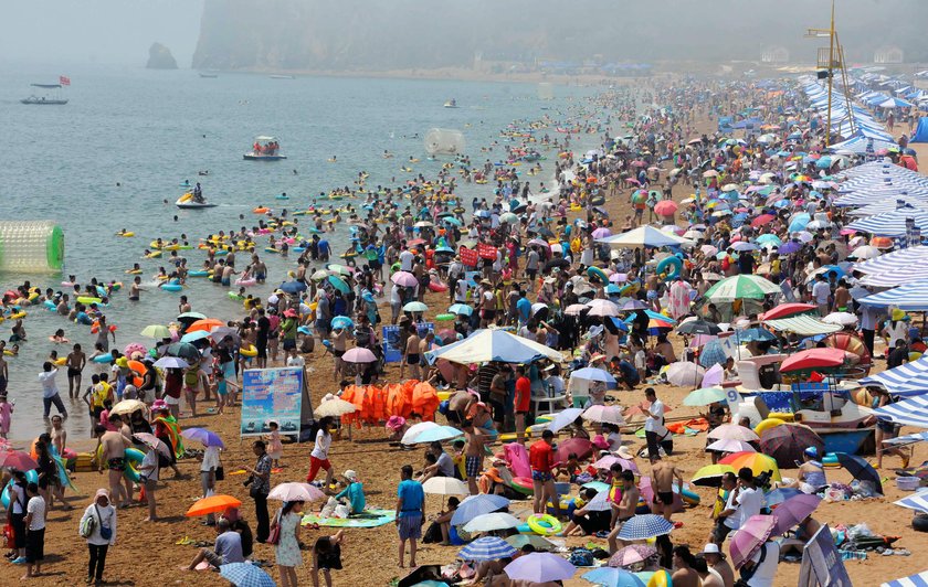 Przeludnione chińskie plaże