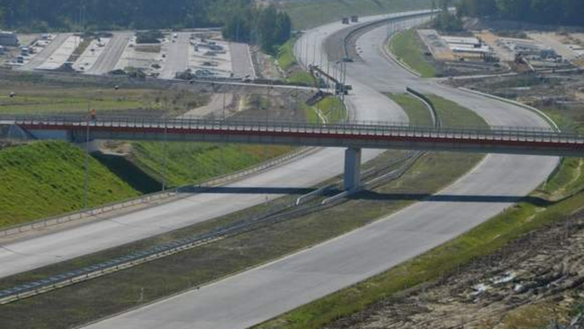 Kierowcy podróżujący autostradą A4 mogą już przejechać odcinek z Rzeszowa do zachodniej granicy Polski bez żadnych utrudnień.