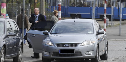 Urzędnicy wydadzą krocie na auta!