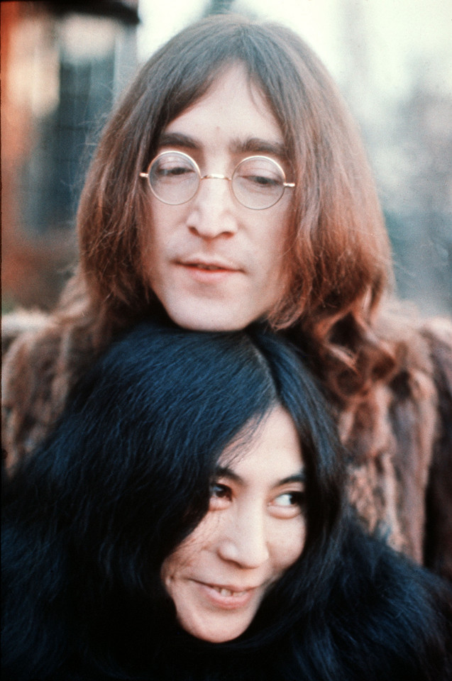 John Lennon i Yoko Ono w 1969 roku (fot. Bulls Press)
