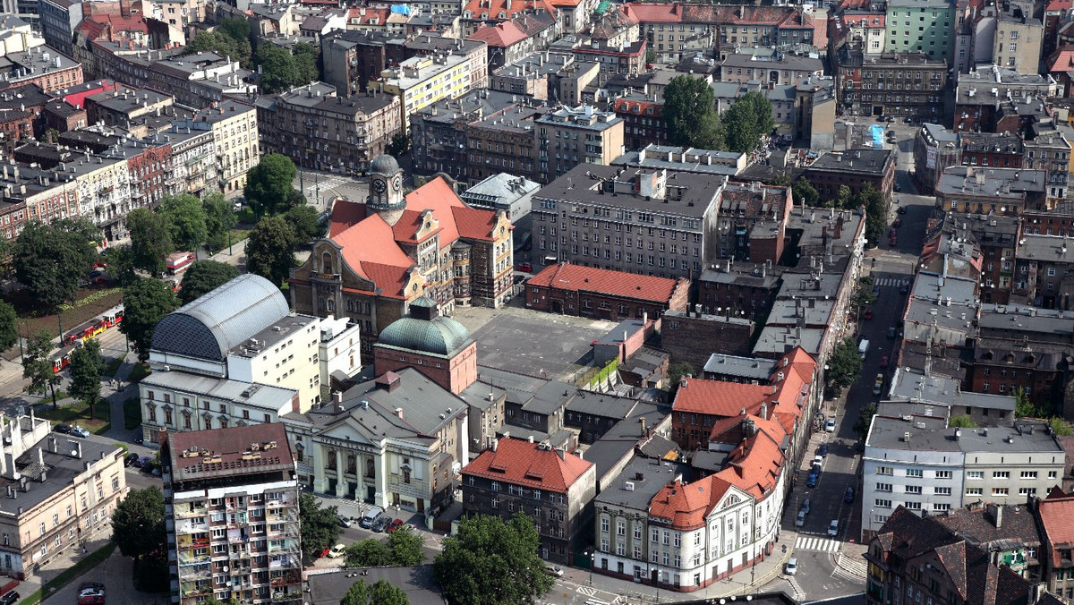 Osiem kolejnych mieszkań czeka na młodych w ramach drugiej edycji bytomskiego programu "Mieszkania dla Młodych". Tym razem są to mieszkania do remontu, który najemca musi wykonać we własnym zakresie i na własny koszt przed zawarciem umowy najmu.