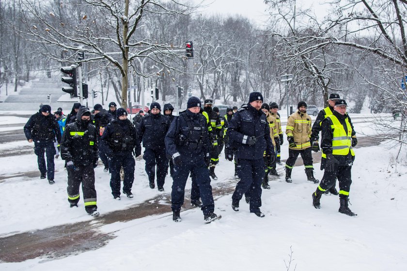 Poszukiwania Michała Rosiaka. Sprawdzali tereny Cytadeli i okolice Warty