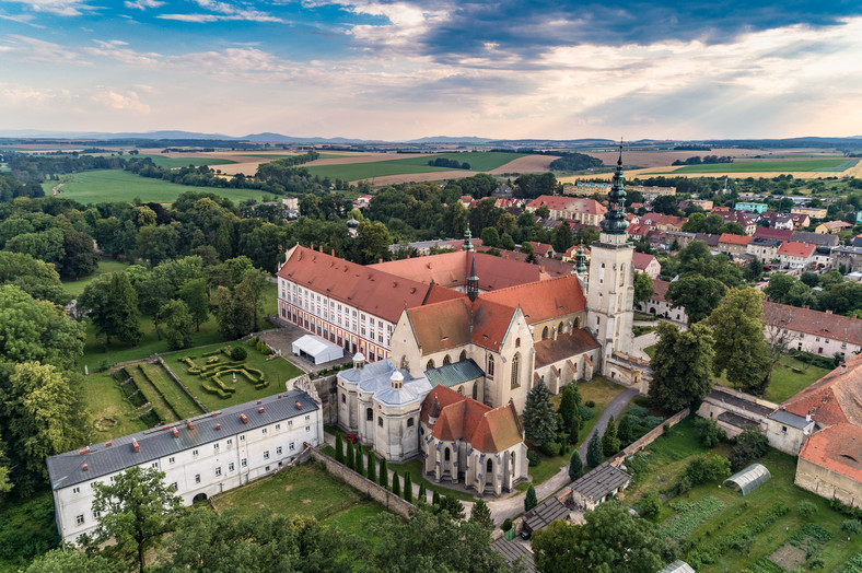 Opactwo cystersów w Henrykowie