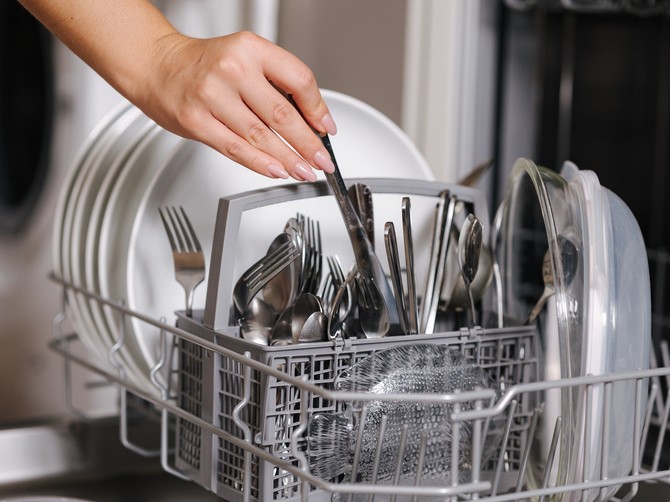 Ceo život pogrešno stavljate escajg u mašinu za sudove: Stručnjaci otkrili jedini ispravan način