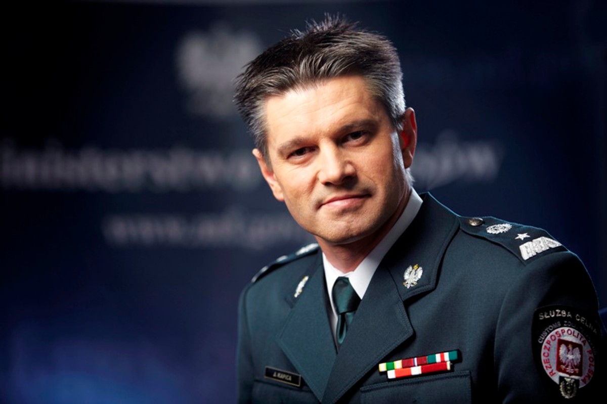 Co CBŚ wyniosło z gabinetu wiceministra? Dokumenty, dyski...