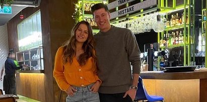 Anna i Robert Lewandowscy leniuchują po intensywnym dniu w niemal identycznych strojach!