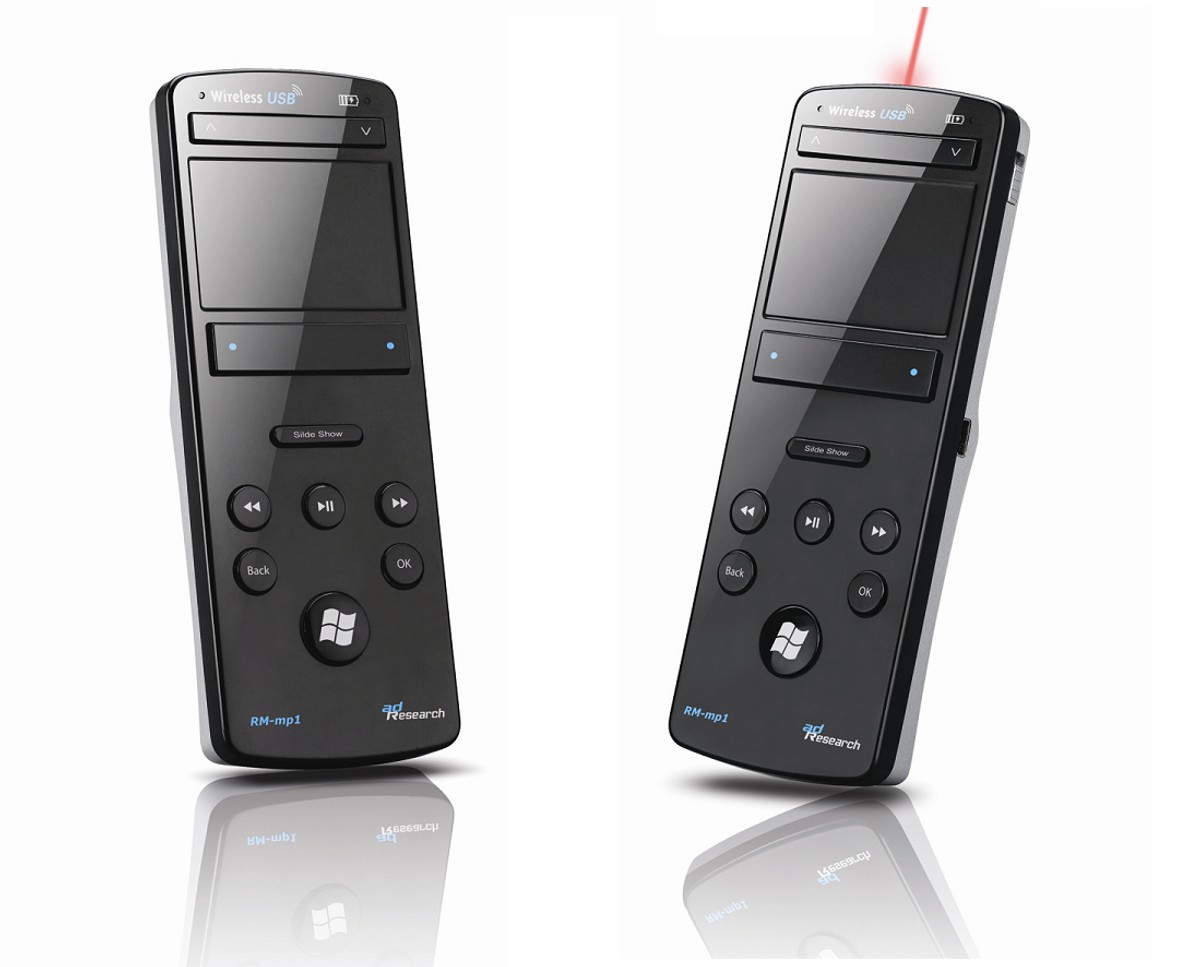 Pilot z touchpadem do sterowania pecetem