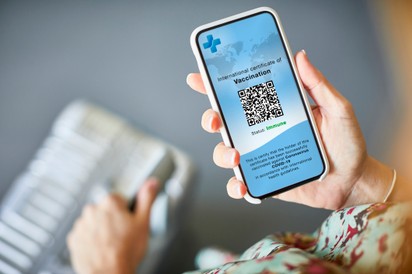 Koronavírus: 9 hónapig lesz érvényes az uniós covid igazolvány