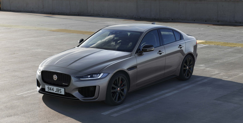 Jaguar XE