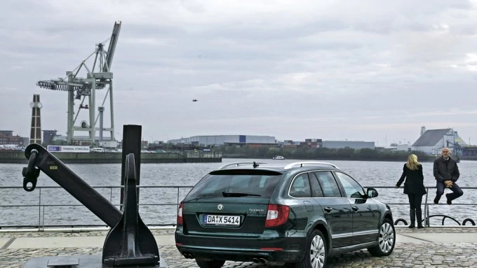 Skoda Superb Combi: duży wyczyn wielkiej Skody (test na dystansie 100 tys. km)