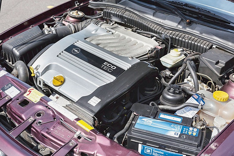 Opel calibra двигатель