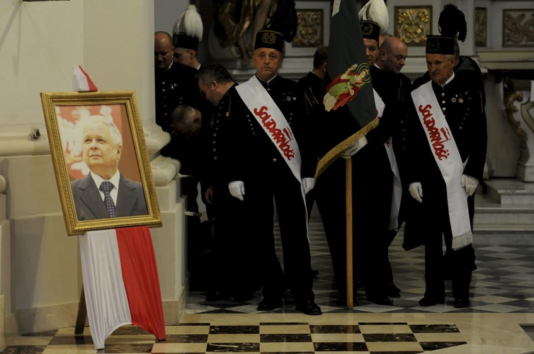 Msza święta w intencji ofiar, 10 bm. w kościele Seminaryjnym na Krakowskim Przedmieściu