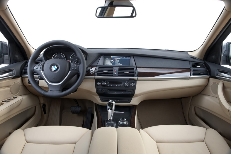 BMW X5 - Oszczędniejszy olbrzym
