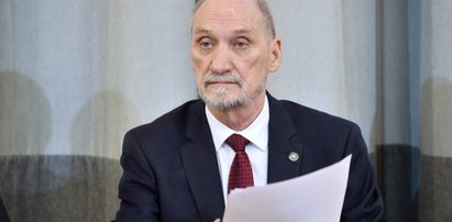 PiS chce powołać komisję już w tym tygodniu. Antoni Macierewicz zdradza szczegóły